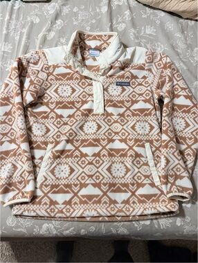 Columbia Women's Cream & Tan Geometric Fleece Pullover
